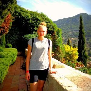 Meet your Posher, Emilie